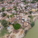 Bagmati river in Muzaffarpur. It flows across Bihar districts Darbhanga, Sitamarhi, Sheohar, Muzaffarpur and Khagaria. Photo by Metro Media/IWMI/Flickr.