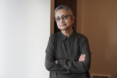 Author-thinker Lata Mani/ Credit: www.latamani.com